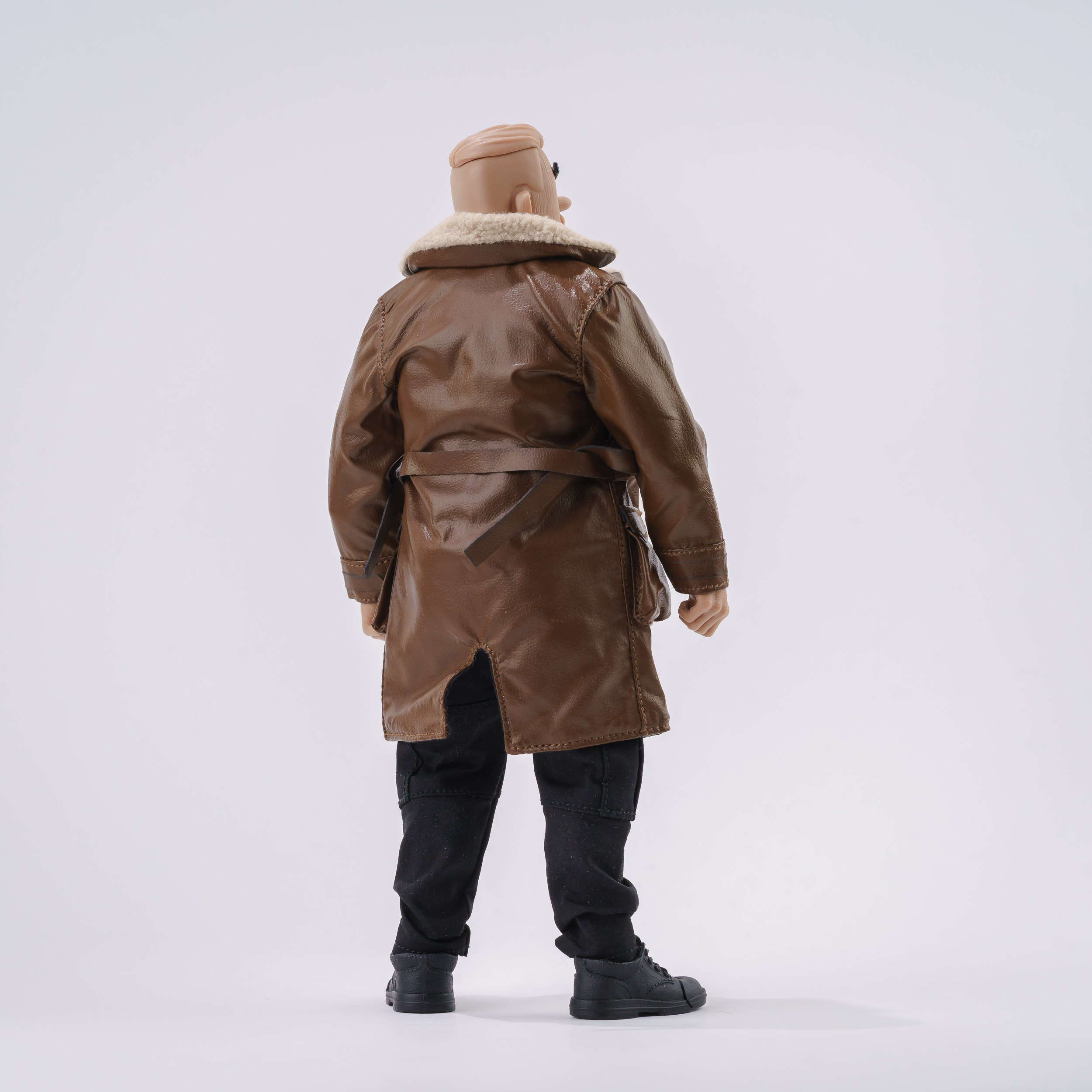 1/12 Scale Middle-aged Muscula - Leatherworking Items 评论和价格